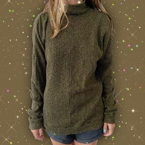 🐉 green knit turtle neck!! 🪐